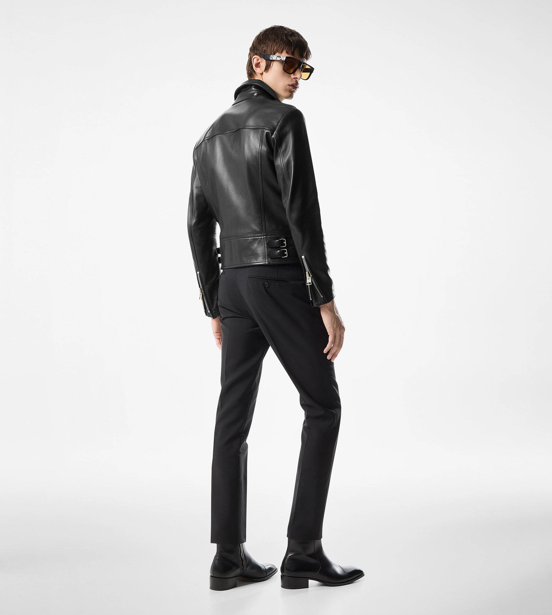 BIKER ASIMMETRICO IN PELLE GRANA BIKER ASIMMETRICO IN PELLE GRANA