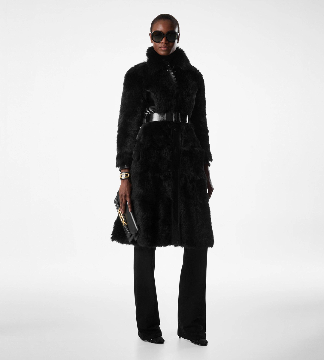 CAPPOTTO IN SHEARLING CON CINTURA CAPPOTTO IN SHEARLING CON CINTURA