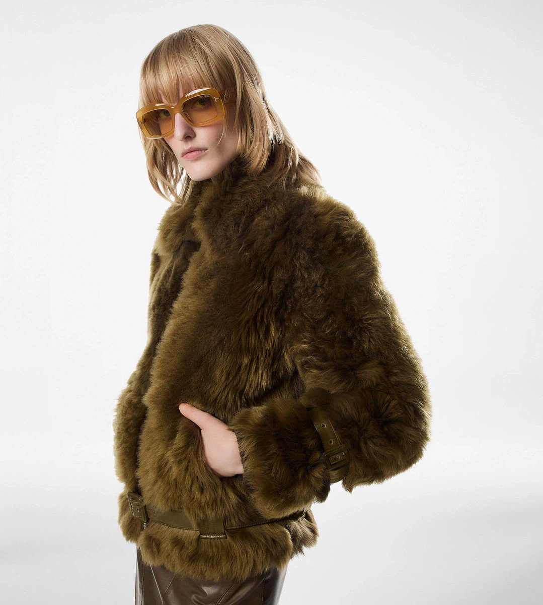 GIACCONE IN SHEARLING CON DETTAGLI IN PELLE GIACCONE IN SHEARLING CON DETTAGLI IN PELLE