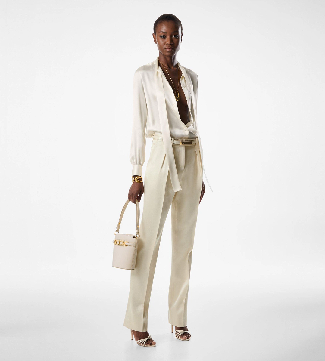 PANTALONI SARTORIALI CON PIEGHE IN TWILL DI SETA E LANA PANTALONI SARTORIALI CON PIEGHE IN TWILL DI SETA E LANA